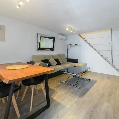 Sabadell Calle, Casa Familiar De 3 Dormitorios Con Terraza Junto Metro Fuencarral Madrid Extérieur photo